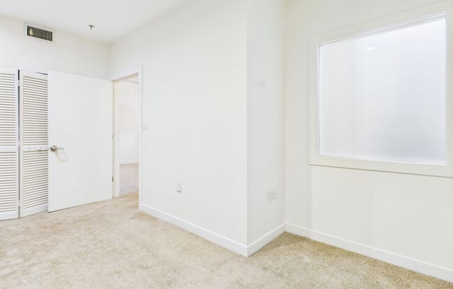 3 beds, 2 baths, 1,229 sqft, $1,710, Unit 4F