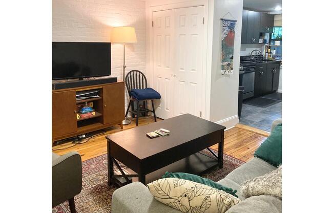 1 bed, 1 bath, $3,200, Unit 1