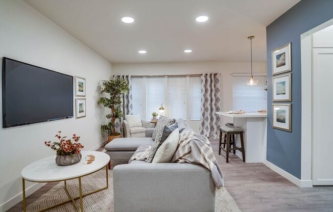 1 bed, 1 bath, 687 sqft, $2,295, Unit #02