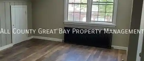 37 MAPLEWOOD RD