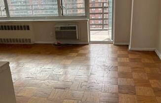 1 bed, 1 bath, $4,700, Unit 16N