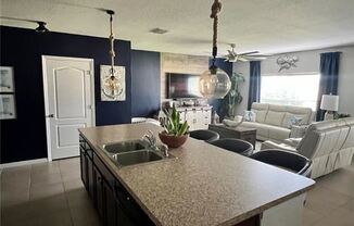 10438R Hawks Landing Dr