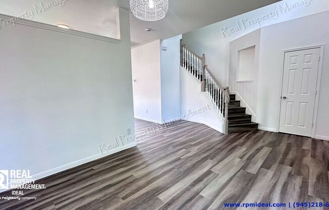 836 SNAPDRAGON LN