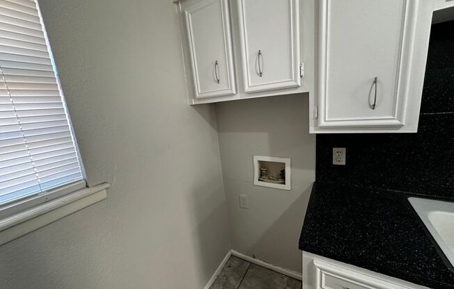 3 beds, 2 baths, 1,378 sqft, $1,200, Unit 122