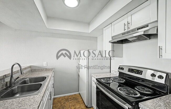 1 bed, 1 bath, $699, Unit 107