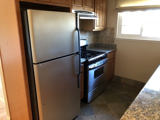 1 bed, 1 bath, 690 sqft, $2,675, Unit 42