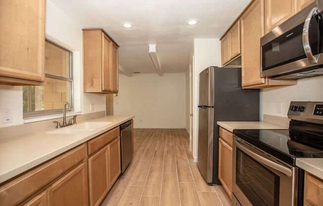 2242 KING JOHNS CT