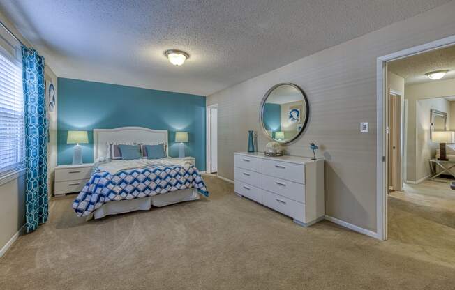 Primary Bedroom with en-suite bath at Ascent Jones Apartments in Huntsville, Alabama