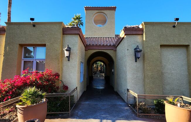 Fully furnished-full Sphere view