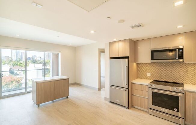 1 bed, 1 bath, 662 sqft, $3,150, Unit 10534 - 306