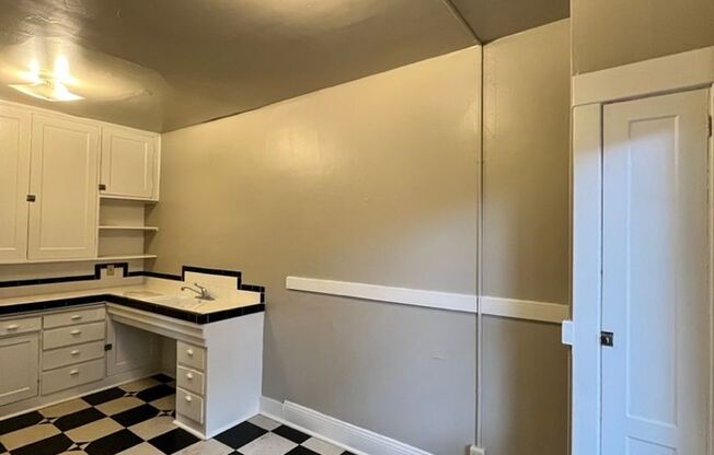 1 bed, 1 bath, $1,445, Unit 38