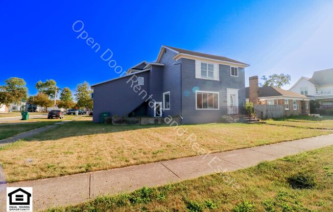 202 W Main St