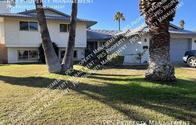1519 E LAGUNA DR