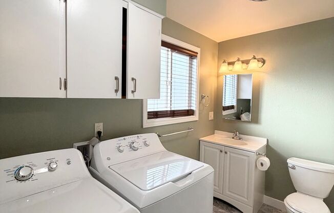 2 beds, 1 bath, $1,450