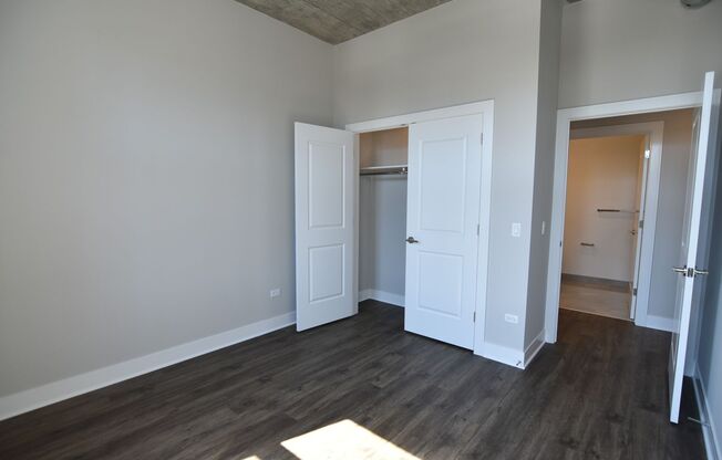 1 bed, 1 bath, 642 sqft, $3,080, Unit 3833-514