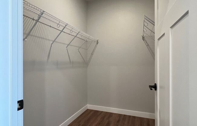 Studio, 1 bath, 569 sqft, $1,600, Unit WR 305-224