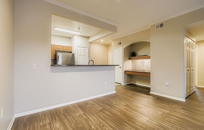 2 beds, 2 baths, 1,045 sqft, $1,744
