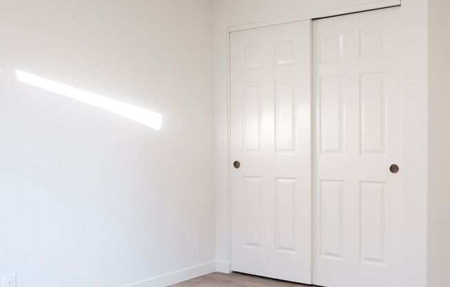 2 beds, 1 bath, 821 sqft, $1,625, Unit 2D