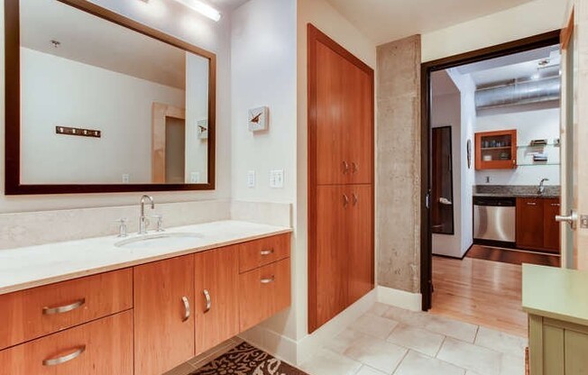 Studio, 1 bath, 980 sqft, $2,050, Unit ELI510