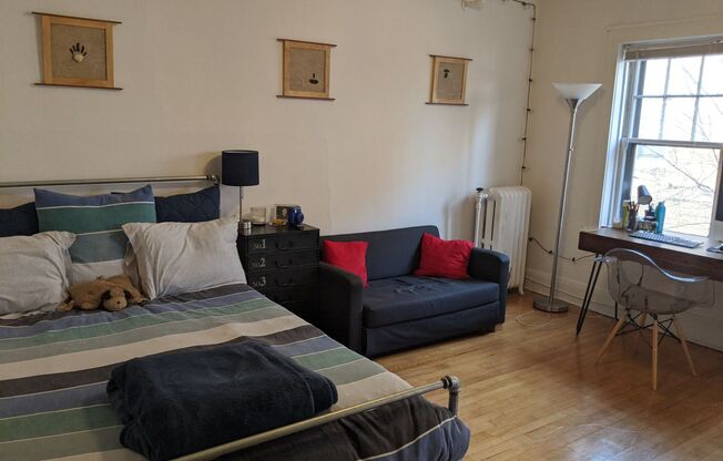 The Riviera Apartments