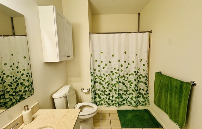 2 beds, 1.5 baths, 1,056 sqft, $2,800, Unit 102