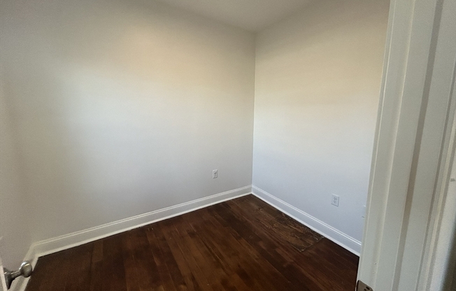 2 beds, 1 bath, 1,050 sqft, $2,700, Unit 2