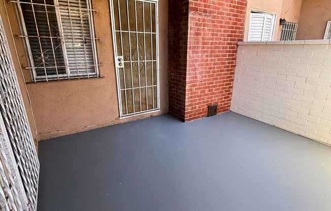 10942-10948 Crenshaw Blvd (Hexagon Eagles LLC)