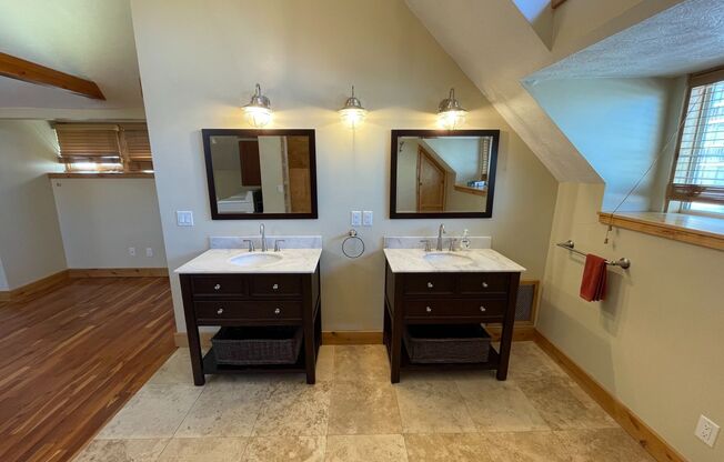 1 bed, 1 bath, 2,000 sqft, $2,095, Unit 9