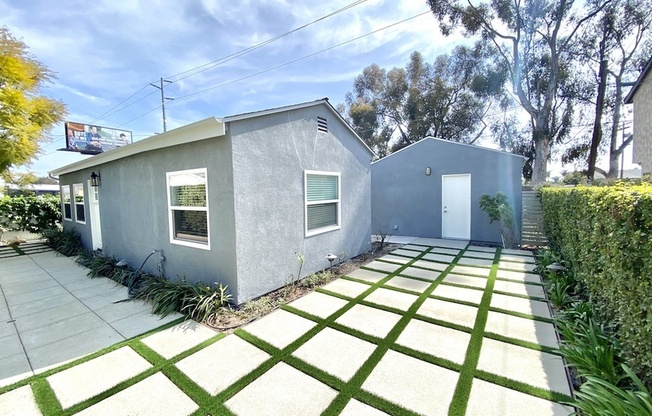 2249 GARNET AVE