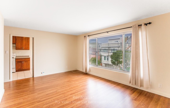 274 26 AVE