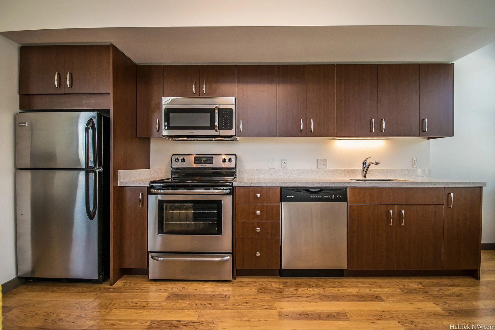 Corbett Heights Apartments in SW Portland, Oregon - Studio, 1-Bedroom, and 2-Bedroom Urban Apartments