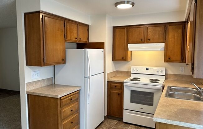 1 bed, 1 bath, 750 sqft, $1,195, Unit 2469