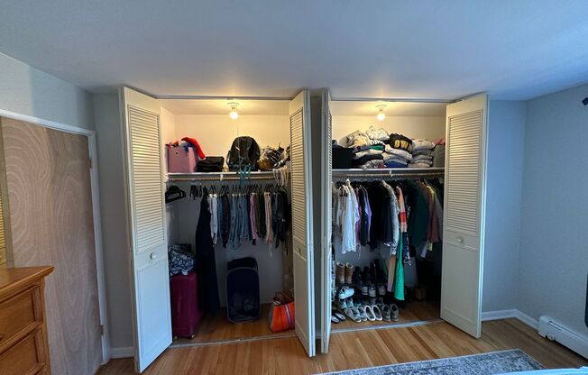 1 bed, 1 bath, $2,025, Unit 555