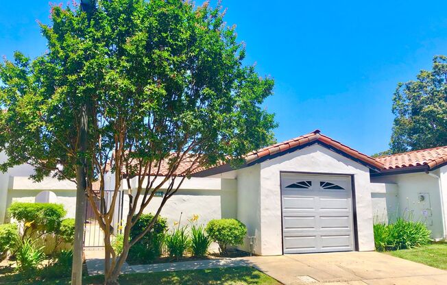 Lovely Fully Detached Home in the Darling Fallbrook Village HOA Community, Walking Distance to Trails, Shops, Restaurants, & More!