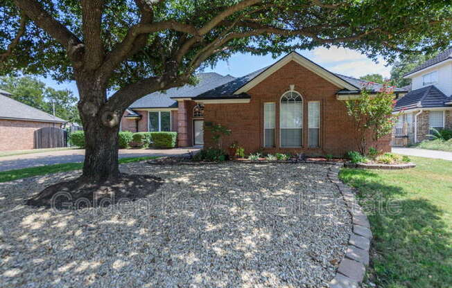 3120 STEVE DR