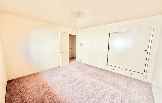 930 - 966 Parker Court