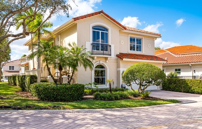 4-bedroom Single Family Home in Gated Community