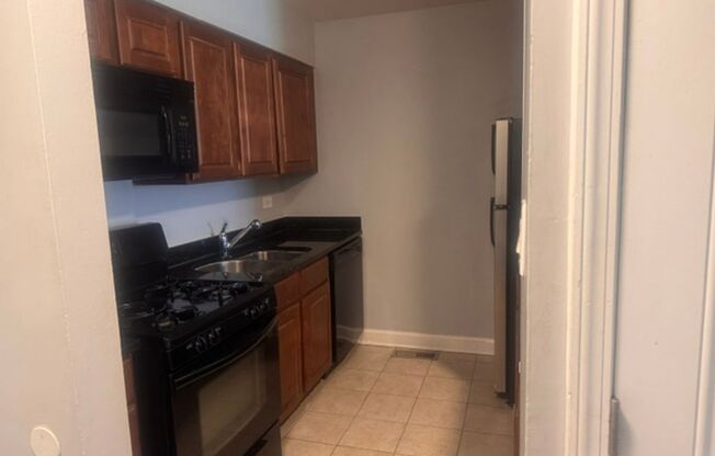 Woodland Creek Apartments in Oak Forest, IL