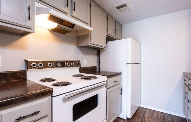 Studio, 1 bath, 384 sqft, $595, Unit 2110