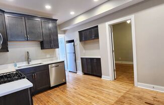 2 beds, 1 bath, $1,995, Unit 2