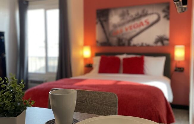 Studio, 1 bath, 260 sqft, $800, Unit 202