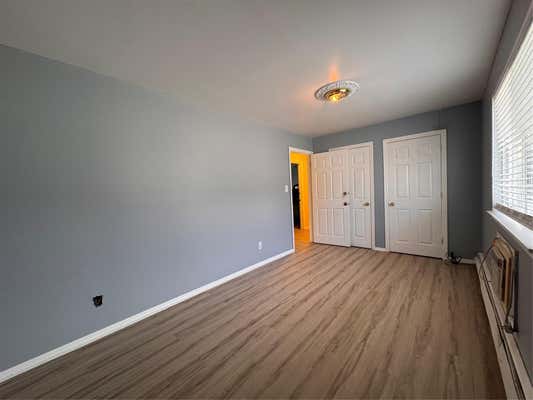 230 20 LANSING AVE