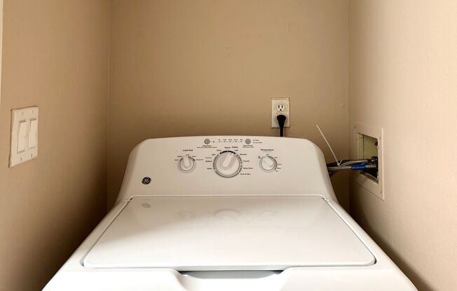 2 beds, 2 baths, 982 sqft, $1,675, Unit 533