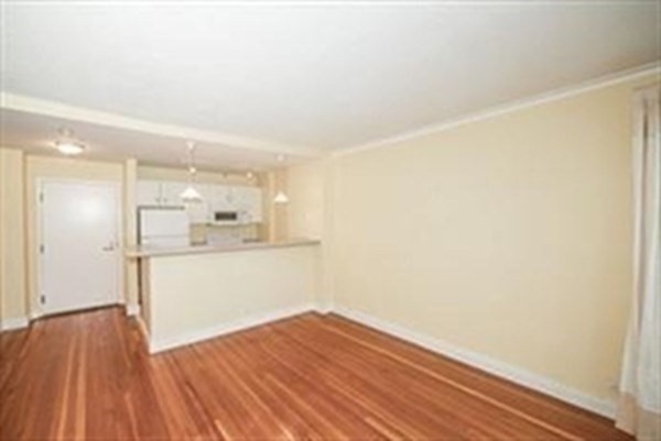 1 bed, 1 bath, 496 sqft, $2,750, Unit 603