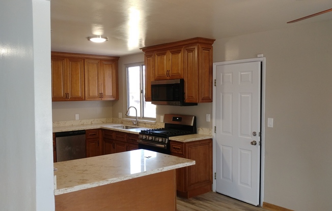 AMAZING Updated 3 Bedroom/2 Bath Home in Good School Area! - BERRYESSA