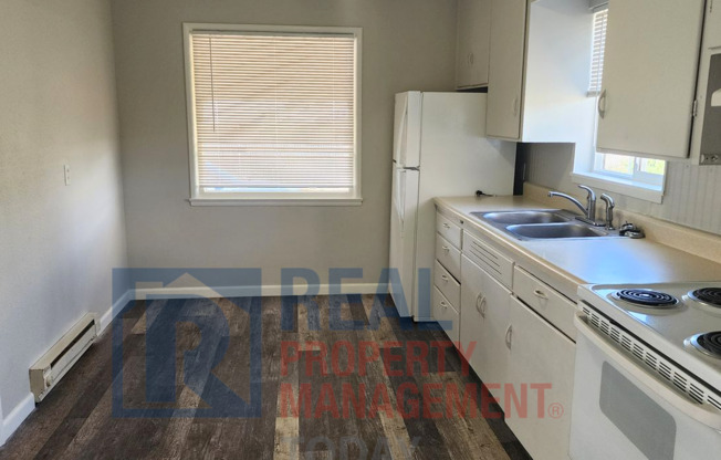 1 bed, 1 bath, 650 sqft, $1,495