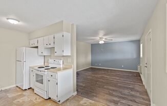 1 bed, 1 bath, 540 sqft, $545, Unit 212-228