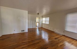 2 beds, 1 bath, 915 sqft, $1,750, Unit 7920