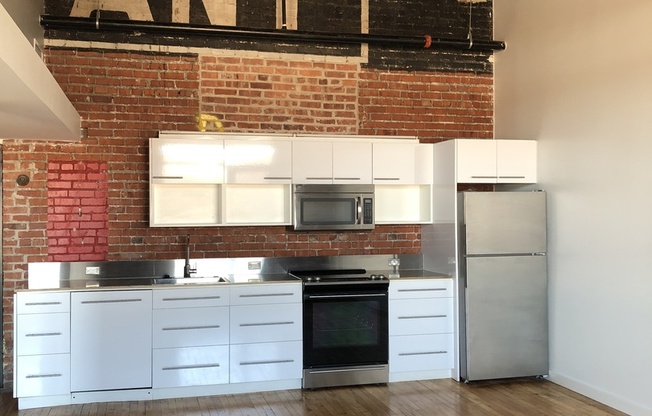 1 bed, 1 bath, 624 sqft, $950, Unit Loft L