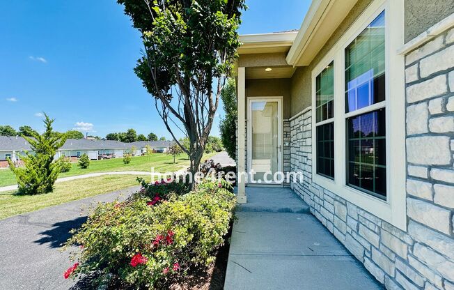 Main Level Primary Bedroom, Updated Kitchen, Wood Floors and a Finished Basement!